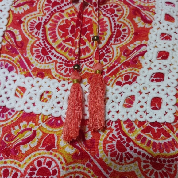 Papagallo Peplum Multi Color Top - Picture 5 of 15